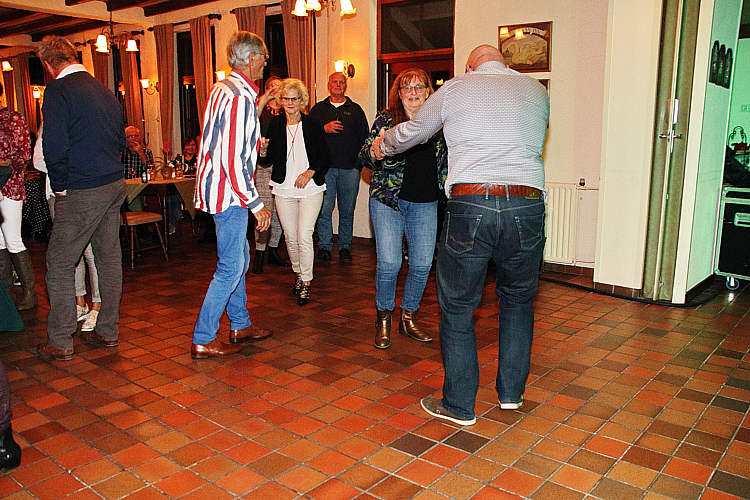 Muzikaal 60 & 70's feest door de SDWA met The Oldtimers_18